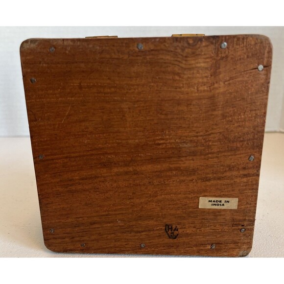 VTG Hand Carved Wooden Box Mother Pearl Inlay Trinket Hinged Lid 5”X5”X2.5” - Picture 9 of 13